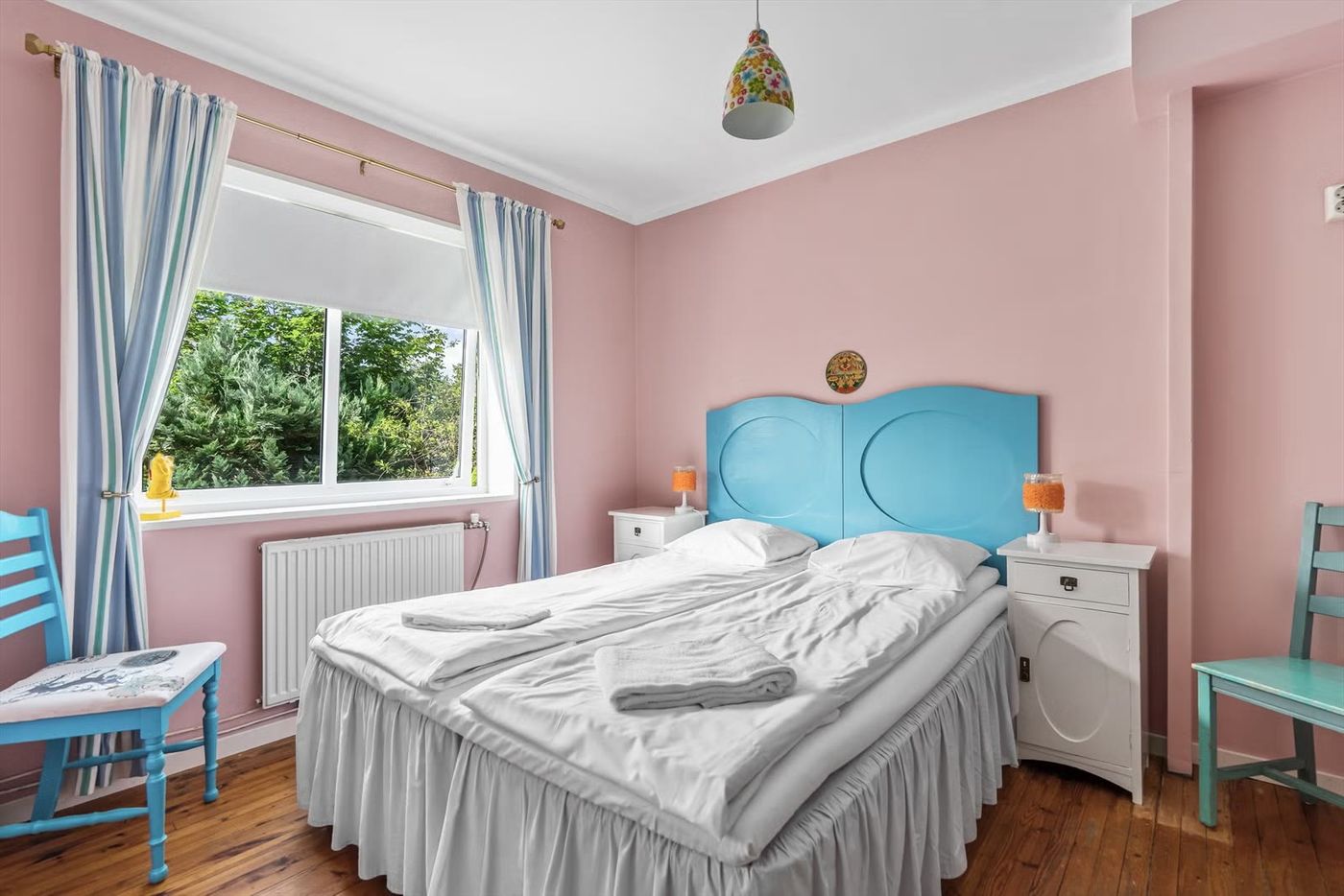 The pink room